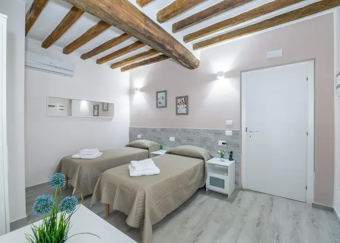 Residenza Borgo Guazzo Guest house 3*