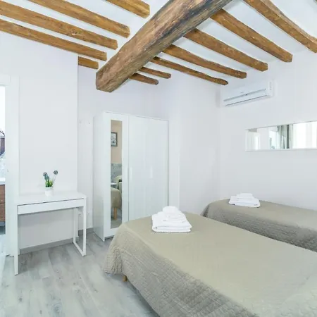 Residenza Borgo Guazzo * Parma