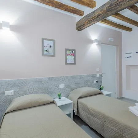 Residenza Borgo Guazzo بيت ضيافة