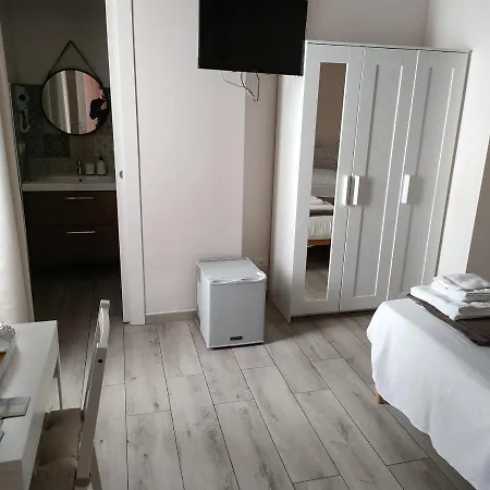 Penzion Residenza Borgo Guazzo *